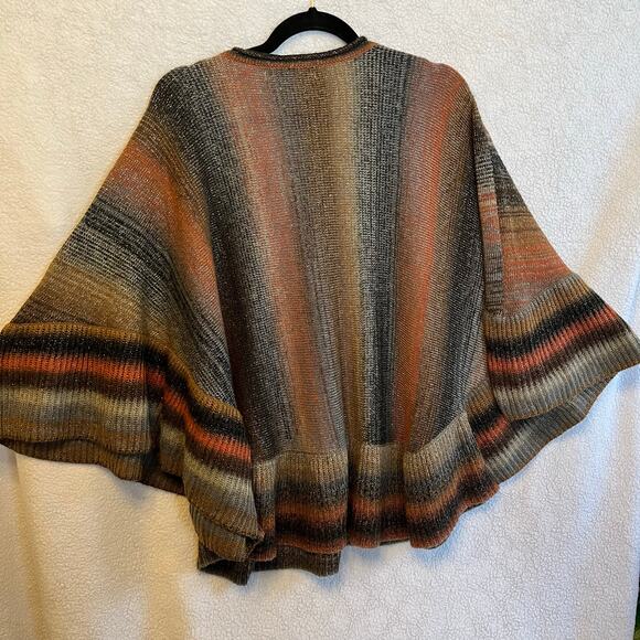 RANCHO ESTANCIA size M/L dolman sleeves rounded bottom - Picture 5 of 8
